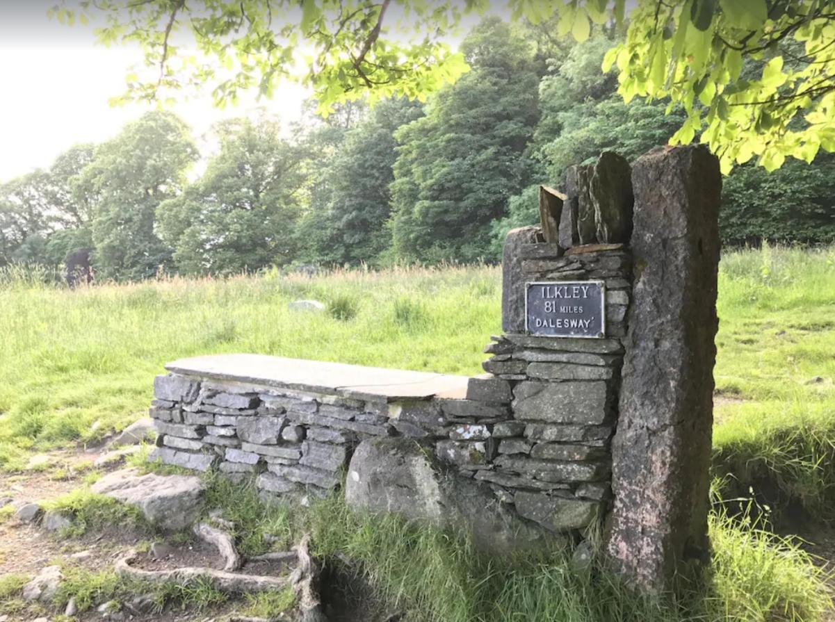 Gorgeous Cottage In Bowness Bagian luar foto